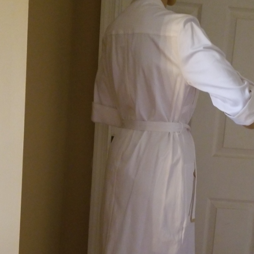 Dress - Picture 5 of 5
